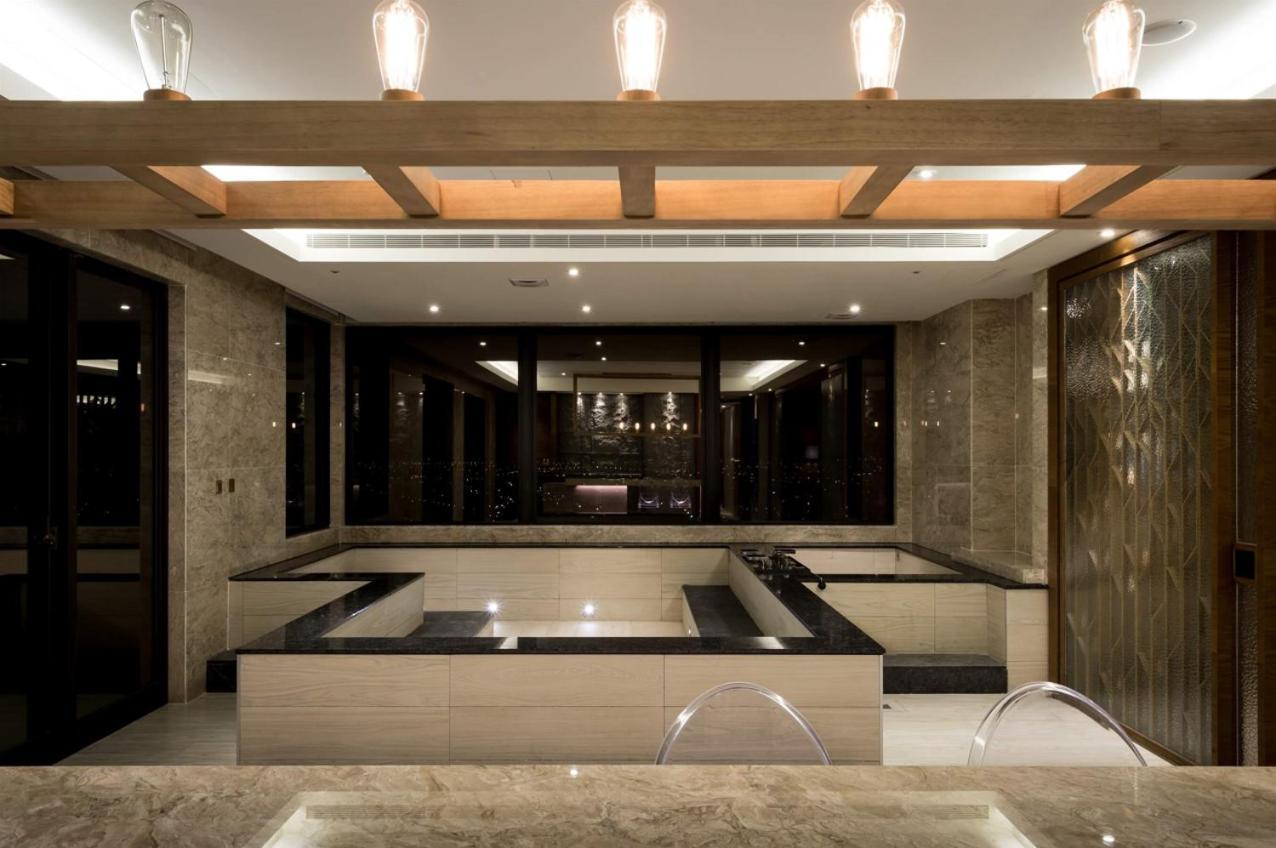 Cuncyue Hot Spring Resort Luodong Pokój zdjęcie The interior of the hotel